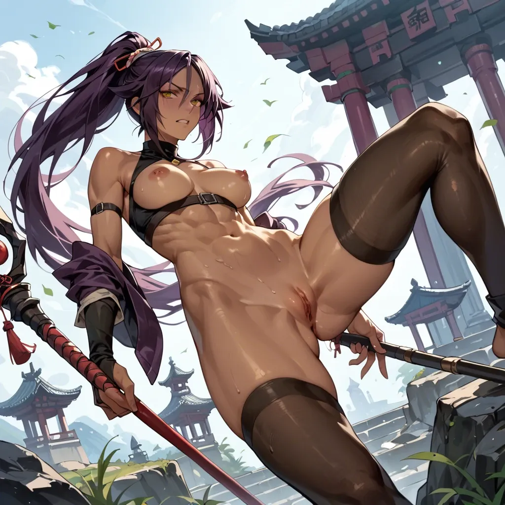 Yoruichi shows her pussy , the staff is like in the anime.